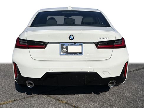 New 2026 BMW 330i Sedan w/ M Sport Package image 24