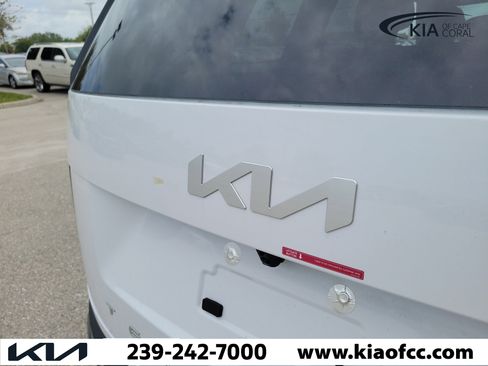 New 2027 Kia Telluride LX FWD image 10