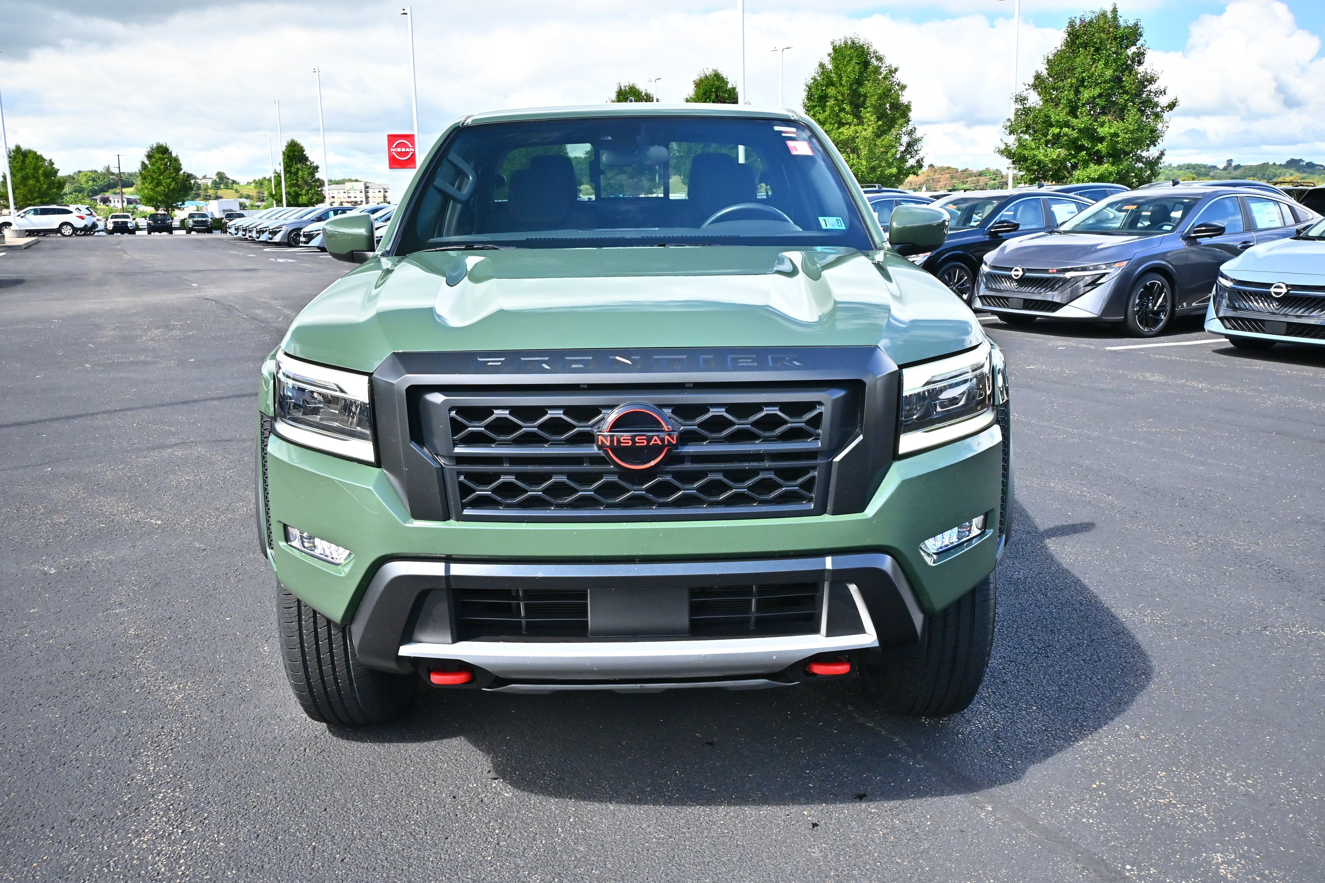 Certified 2024 Nissan Frontier PRO-4X w/ Off-Road Protection Package AWD/4WD image 3