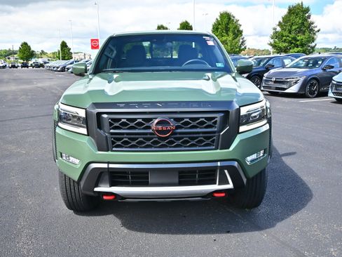 Certified 2024 Nissan Frontier PRO-4X w/ Off-Road Protection Package AWD/4WD image 3