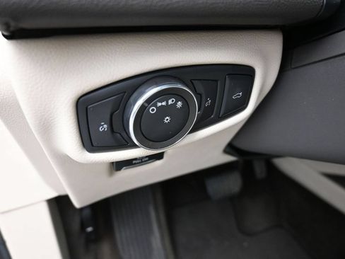 Used 2017 Lincoln MKZ Select AWD/4WD image 13