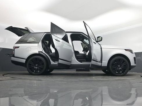 Used 2020 Land Rover Range Rover Long Wheelbase Autobiography image 7