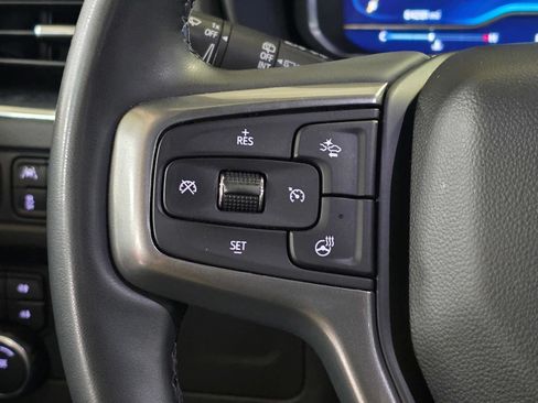 Used 2023 Chevrolet Tahoe Premier AWD/4WD image 32