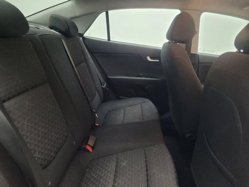 Used 2019 Kia Rio S image 19