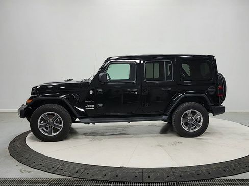 Used 2021 Jeep Wrangler Unlimited Sahara AWD/4WD image 4