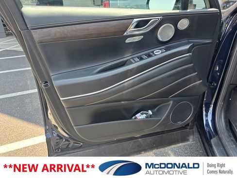 Used 2024 Genesis GV80 3.5T w/ Prestige Package AWD/4WD image 10