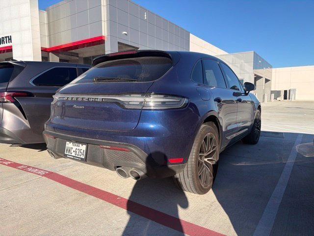 Used 2025 Porsche Macan AWD/4WD image 8