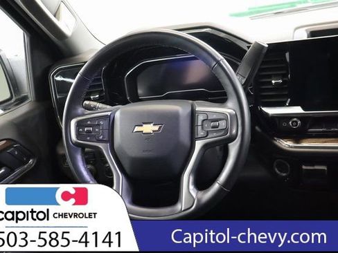 Used 2025 Chevrolet Silverado 1500 LT image 16
