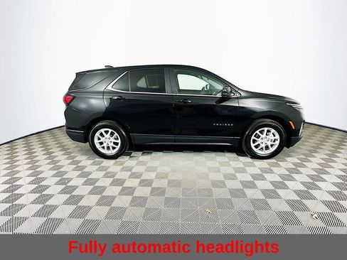 Used 2024 Chevrolet Equinox LT FWD image 12