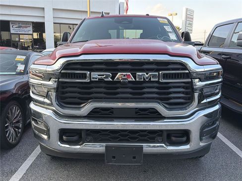 Used 2026 RAM 2500 Big Horn AWD/4WD image 2