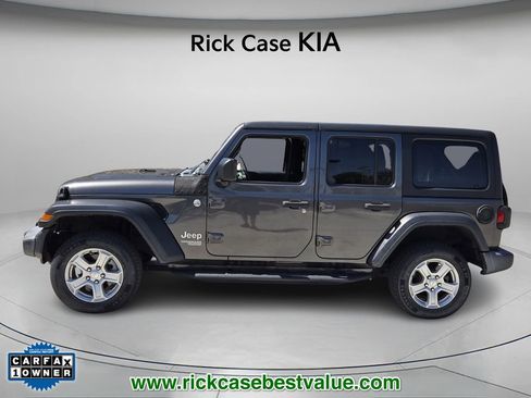 Used 2019 Jeep Wrangler Unlimited Sport S image 3