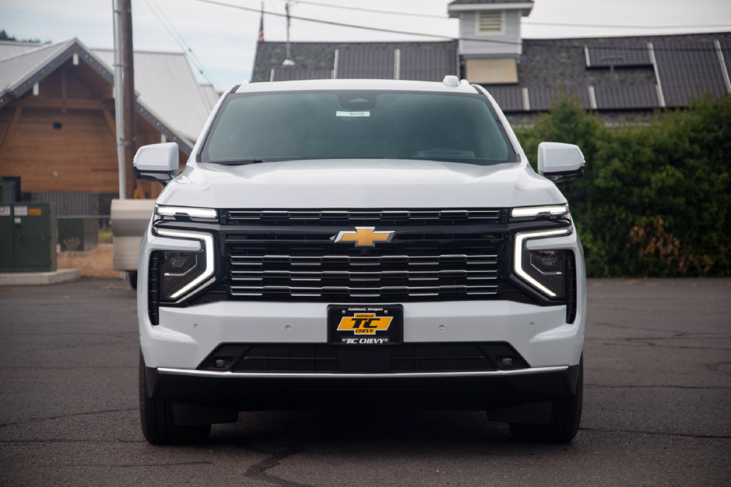 New 2026 Chevrolet Tahoe High Country AWD/4WD image 2