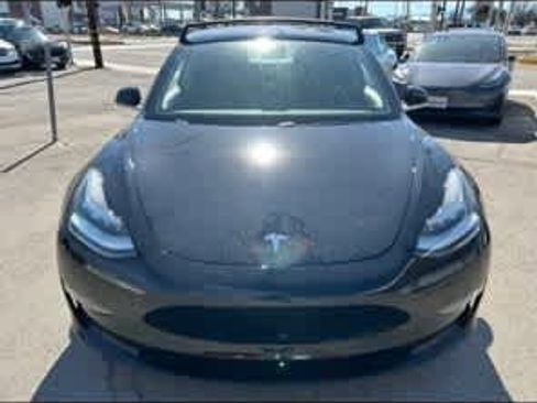 Used 2018 Tesla Model 3 Long Range image 6