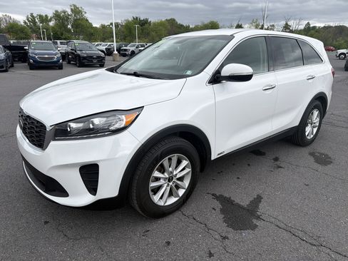 Used 2019 Kia Sorento AWD V6 image 8