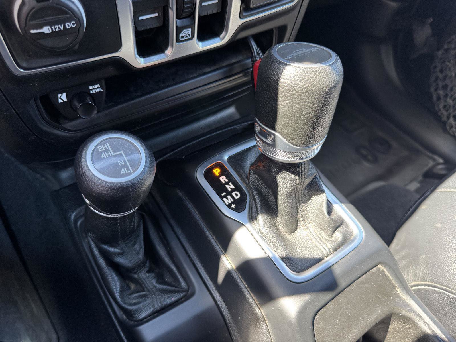 Used 2021 Jeep Gladiator Sport AWD/4WD image 19