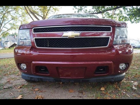Used 2008 Chevrolet Tahoe LT w/ LT Preferred Equipment Group image 1