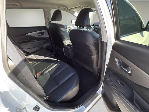 Used 2023 Nissan Murano SL w/ Cargo Package image 14