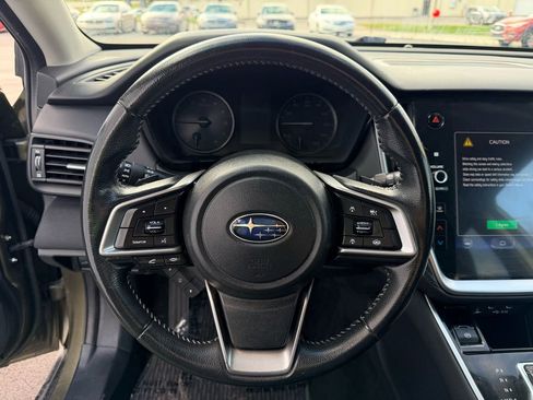 Used 2021 Subaru Outback Premium image 17