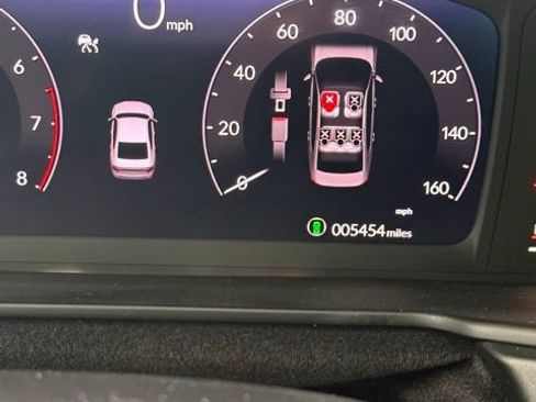 Used 2024 Honda Accord EX image 8