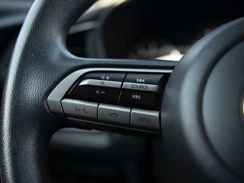 Used 2023 MAZDA CX-30 AWD 2.5 S image 4