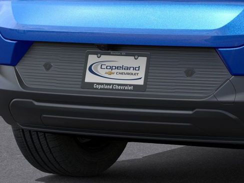 New 2026 Chevrolet Equinox EV LT image 15