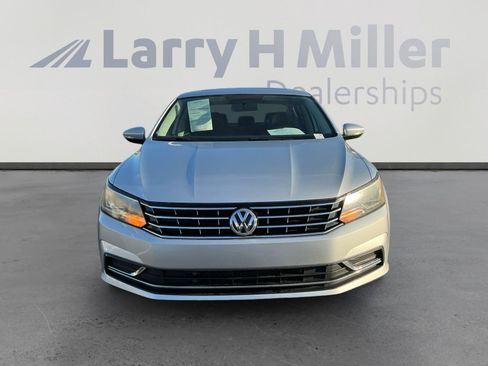Used 2018 Volkswagen Passat 2.0T SE image 8