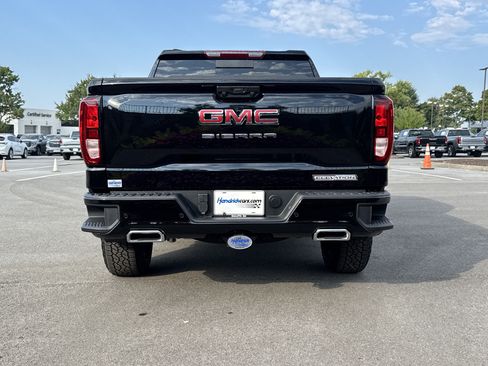 New 2026 GMC Sierra 1500 Elevation w/ Elevation Premium Package image 9