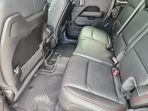 New 2026 Jeep Wrangler Unlimited Rubicon image 25