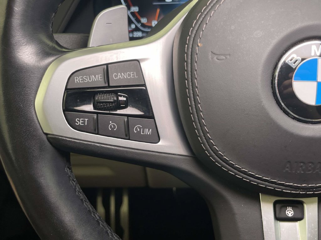 Used 2021 BMW X5 M50i AWD/4WD image 36