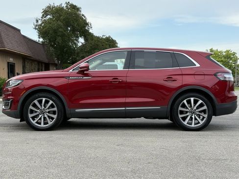 Used 2019 Lincoln Nautilus Select image 2