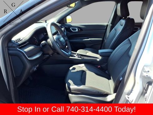 Used 2026 Jeep Compass Trailhawk AWD/4WD image 15