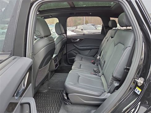 Certified 2025 Audi Q7 3.0T Prestige w/ Prestige Package image 11