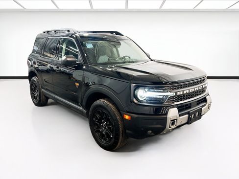 Used 2025 Ford Bronco Sport Badlands AWD/4WD image 3