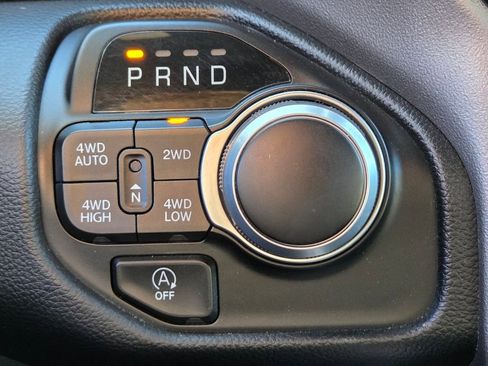 Used 2023 RAM 1500 Big Horn AWD/4WD image 32