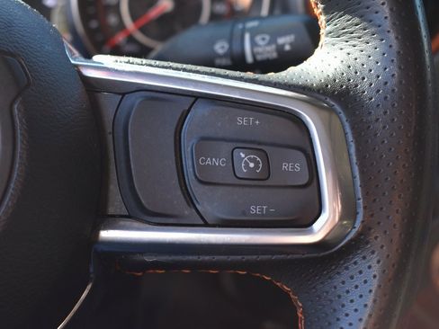 Used 2022 Jeep Gladiator Mojave w/ LED Lighting Group image 17