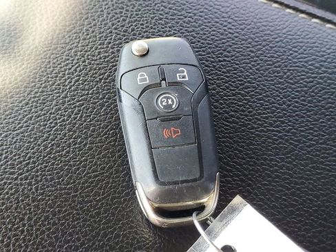 Used 2019 Ford F250 Lariat AWD/4WD image 36