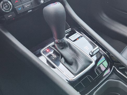 New 2026 Jeep Compass Latitude image 15