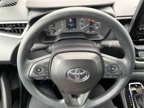 Used 2025 Toyota Corolla LE image 19