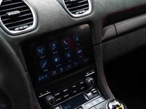 Used 2025 Porsche 718 Boxster Spyder RS image 27