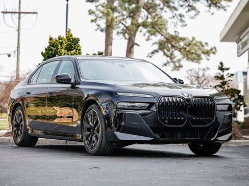 New 2026 BMW 740i 740i w/ Executive Package image 1
