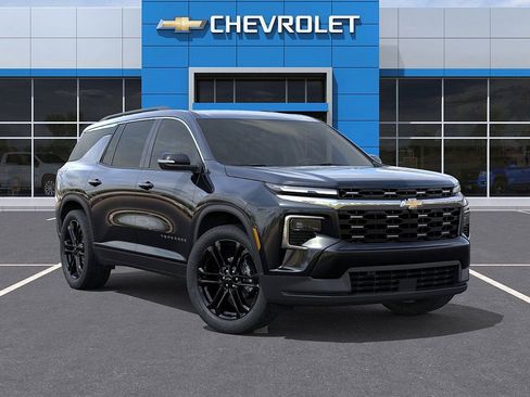 New 2026 Chevrolet Traverse LT w/ Driver Confidence Package AWD/4WD image 7