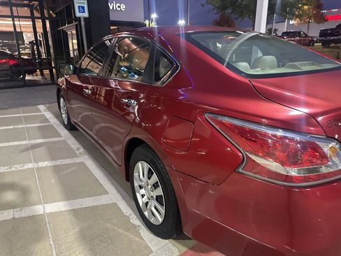 Used 2015 Nissan Altima 2.5 S w/ Power Driver Seat Package image 3