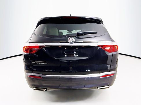 Used 2023 Buick Enclave Essence FWD image 31