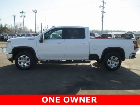 Certified 2022 Chevrolet Silverado 2500 LTZ w/ LTZ Convenience Package image 9