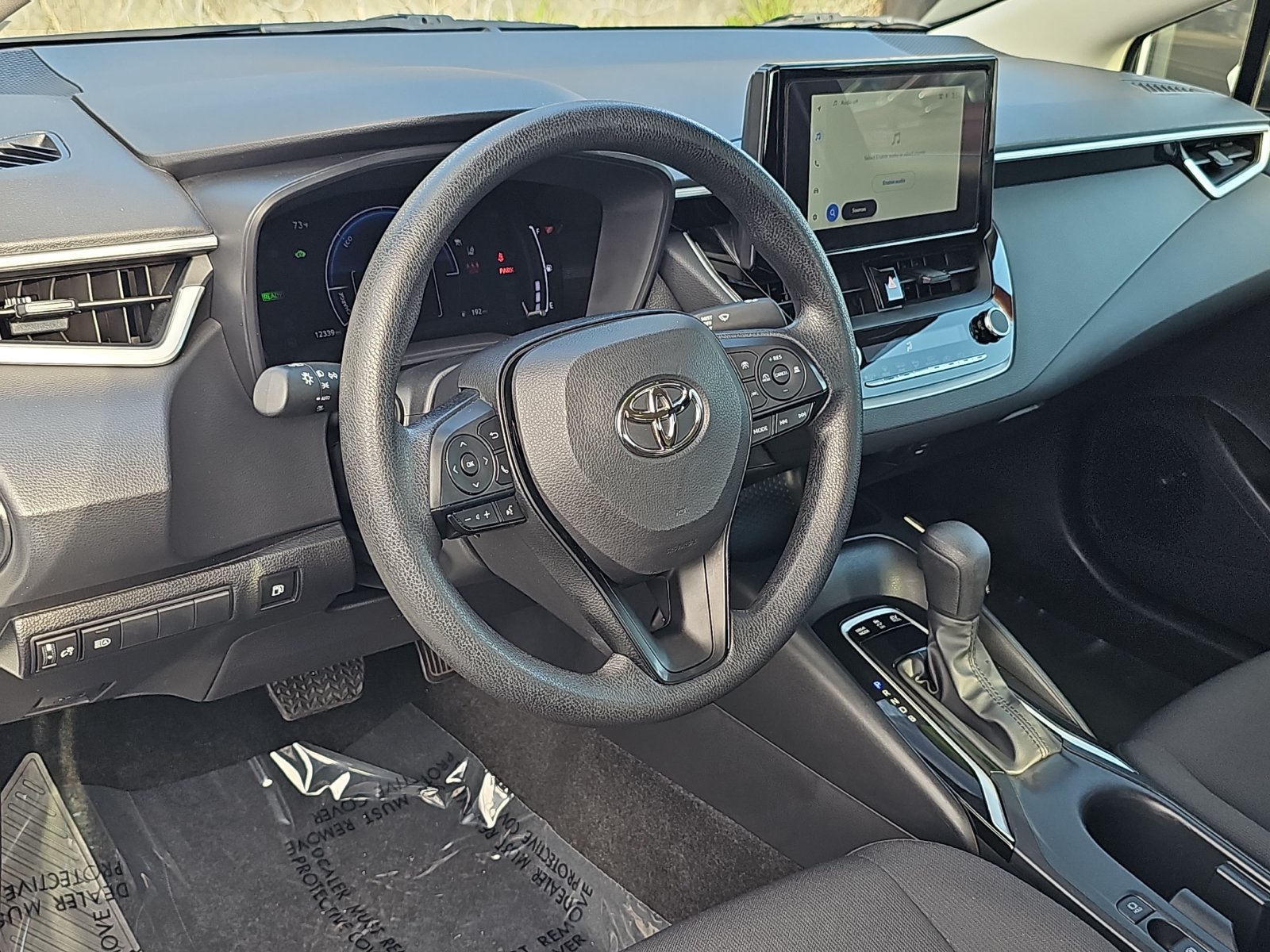 Used 2026 Toyota Corolla LE FWD image 15
