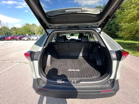 Used 2023 Toyota RAV4 XLE Premium AWD/4WD image 10