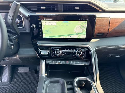 New 2026 GMC Sierra 3500 Denali Ultimate AWD/4WD image 12