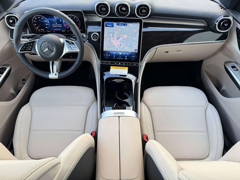 New 2026 Mercedes-Benz GLC 300 image 17