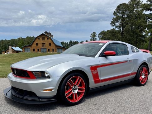 Used 2012 Ford Mustang Boss 302 RWD image 2