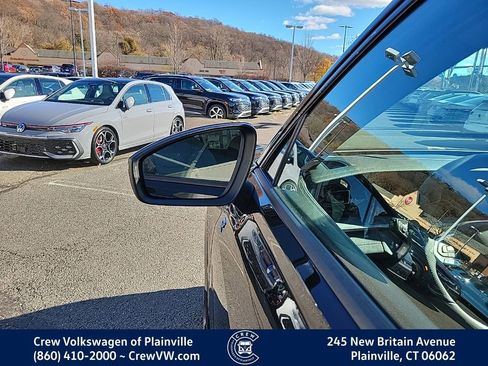 New 2026 Volkswagen Tiguan SE R-Line image 26